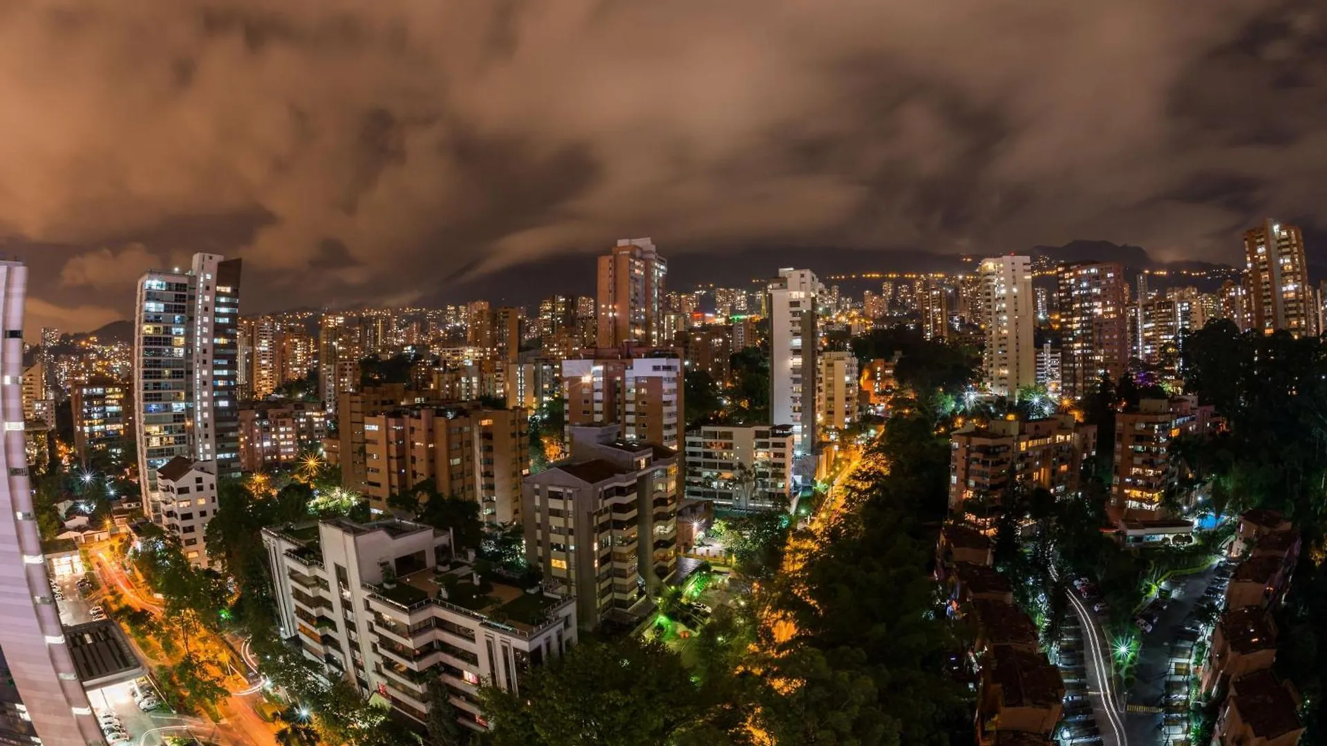 Hampton By Hilton Medellin Hotel Colombia