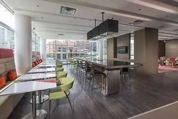 Hampton By Hilton Medellin Hotel
