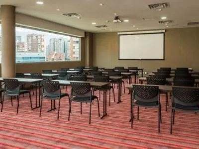 Hampton By Hilton Medellin Hotel