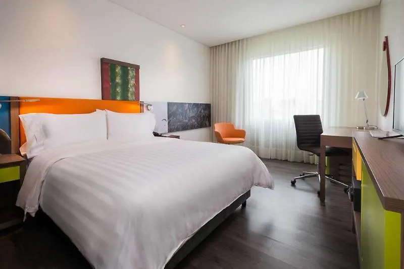 Hampton By Hilton Medellin Hotel Colombia